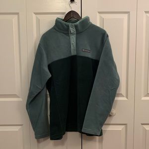 Columbia Pull Over